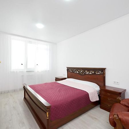 Appartamento Квартира Для Вас! Вул. Голинського, 8! Leopoli Esterno foto
